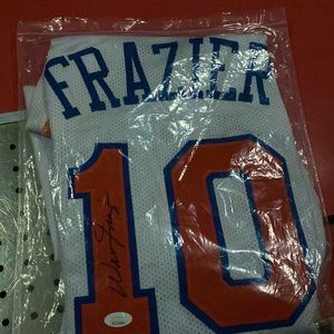 Signed Walt Frazier New York Knicks Jersey
